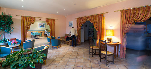 Hotel Anne De Beaujeu Gien Exterior foto